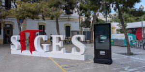 totem tactil alquiler