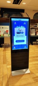 totem tactil alquiler