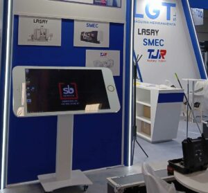 alquiler samrtphone gigante tactil
