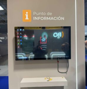 pantalla tactil alquiler madrid
